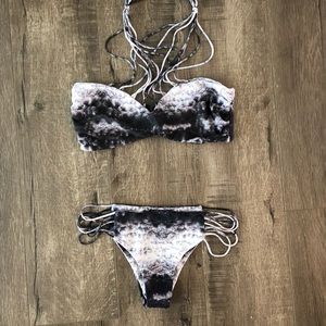 Mikoh Lanai & Kahala. Medium Underwater Night